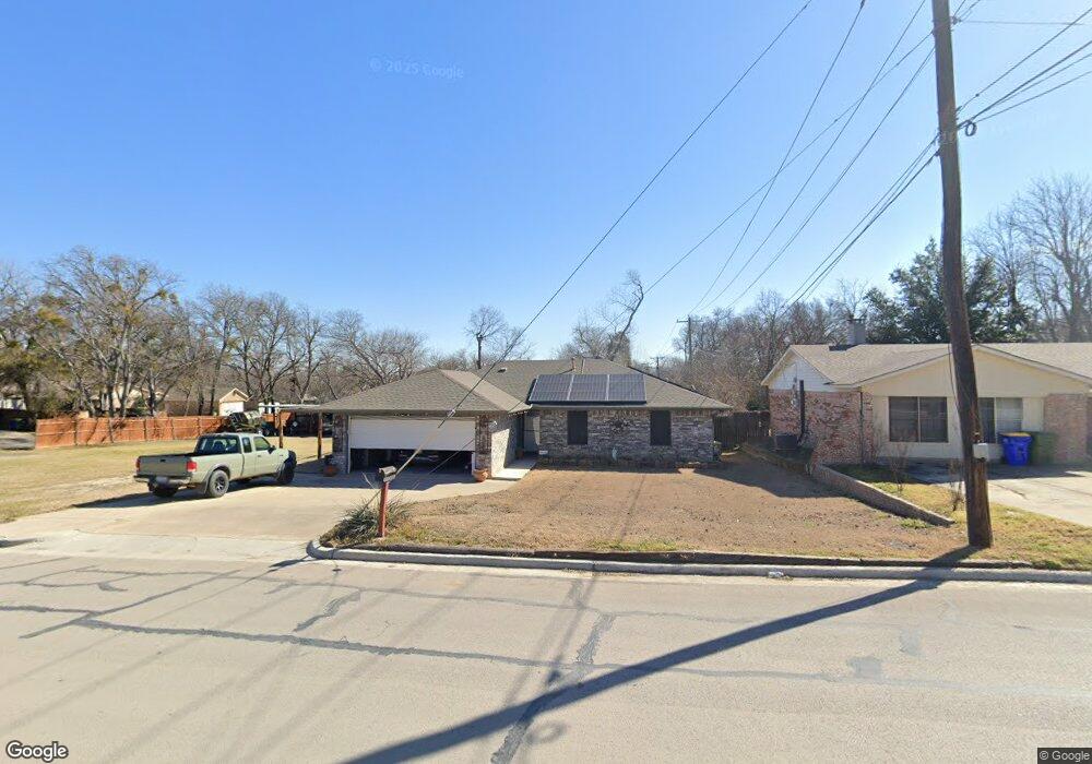 1305 Meadow Park Dr, Fort Worth, TX 76108 - photo 1