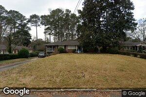 1277 Amanda Cir, Decatur, GA 30033
