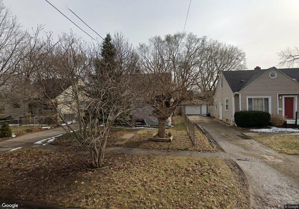 829 Huron St, Flint, MI 48507 - photo 1