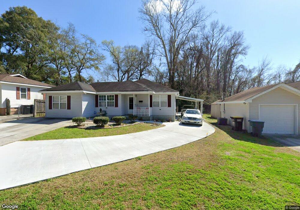 1729 E 33rd St, Savannah, GA 31404 - photo 1