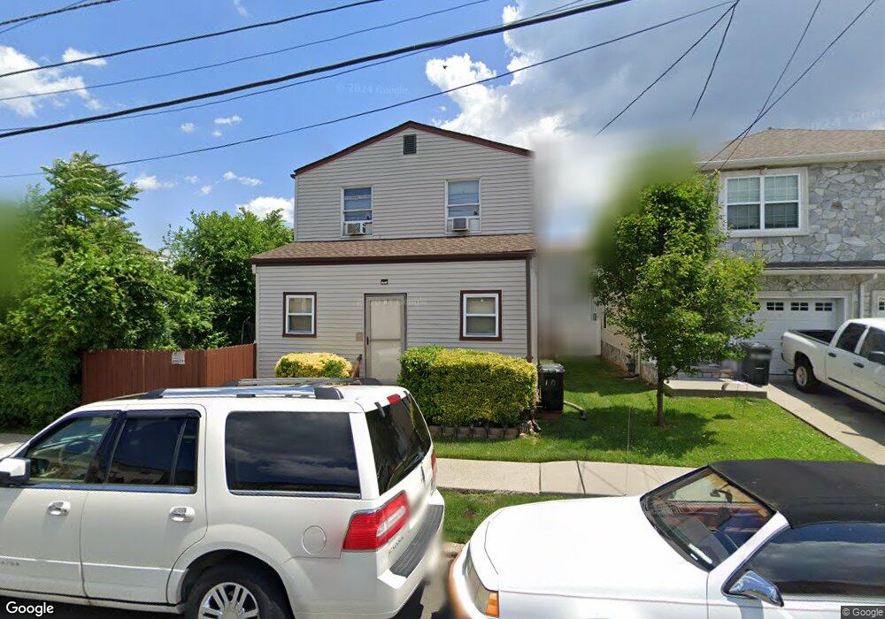 60 Christopher St, Carteret, NJ 07008 - photo 1