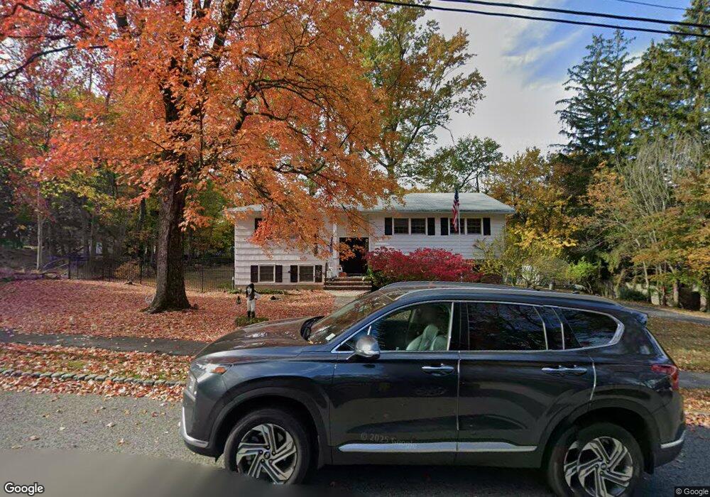 16 Nutting Place, West Caldwell, NJ 07006 - photo 1