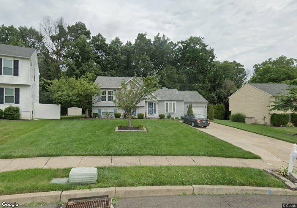 62 Jennifer Ln, Morrisville, PA 19067 - photo 1