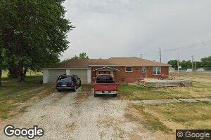 320 W Broadway St, Ipava, IL 61441