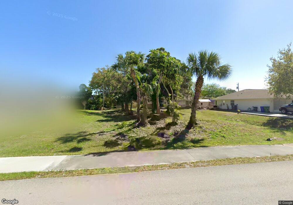417 Fleming St, Sebastian, FL 32958 - photo 1