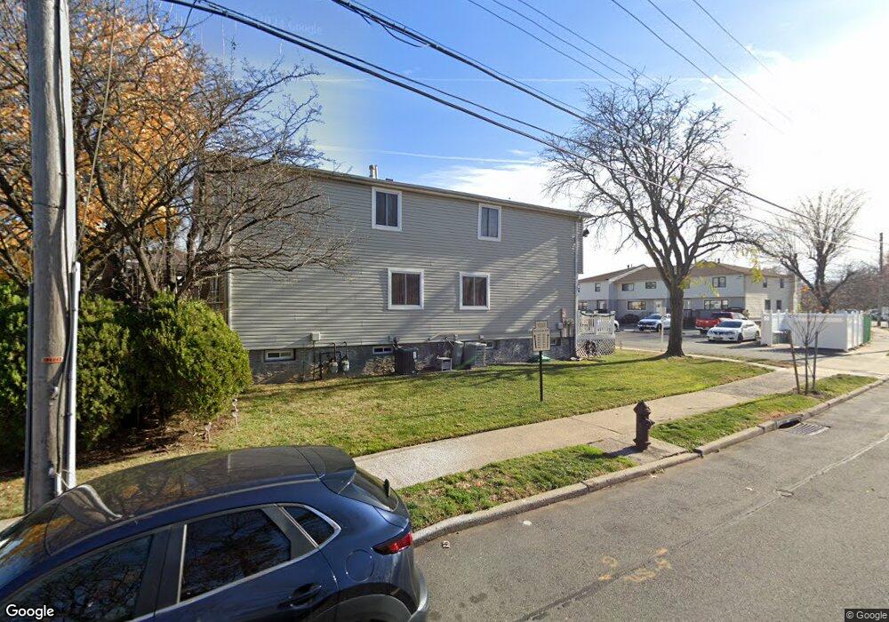 435 Willow Rd E unit 1, Staten Island, NY 10314 - photo 1