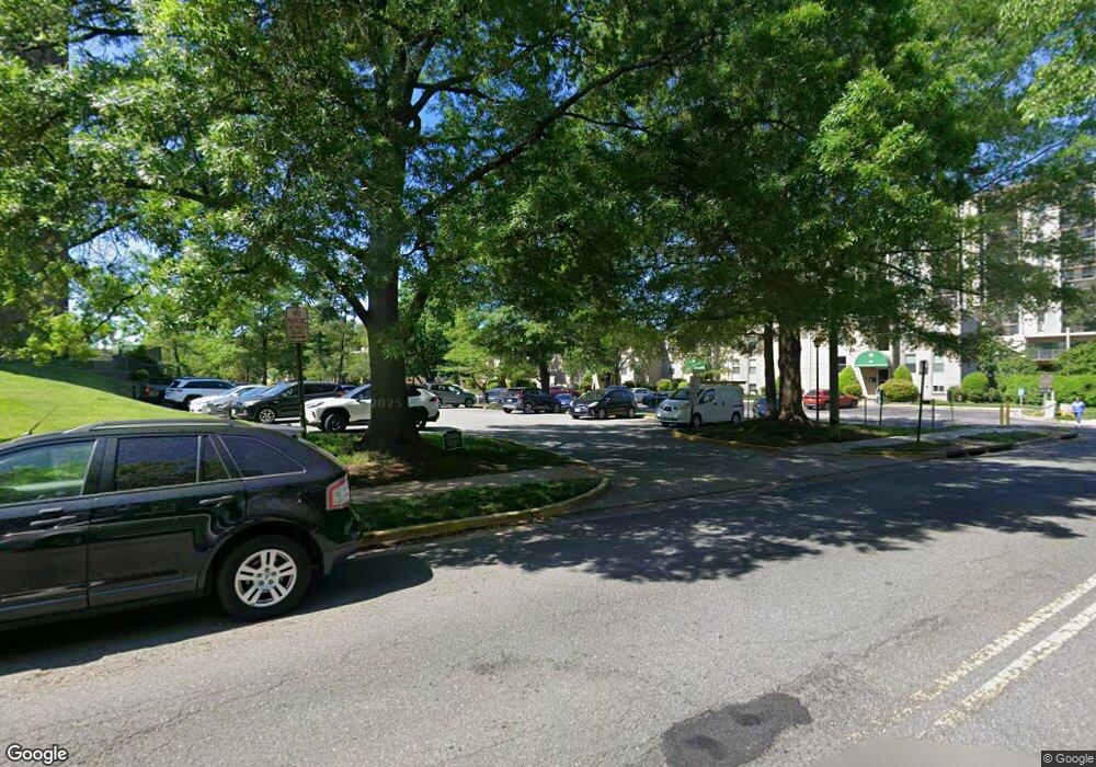 24 Canterbury Square unit 102, Alexandria, VA 22304 - photo 1