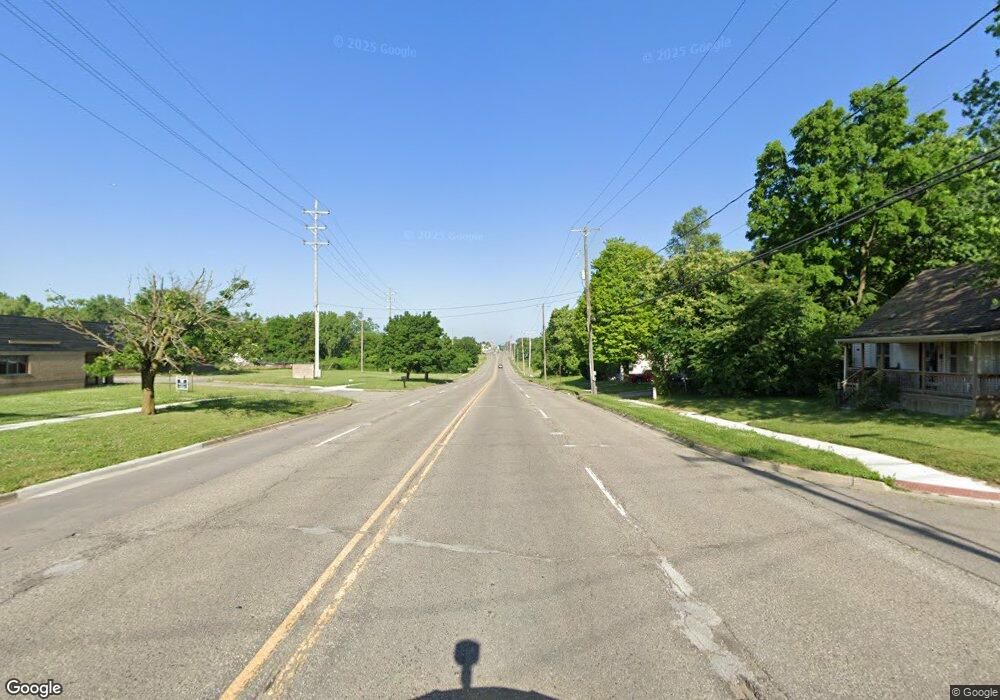 2116 Hemphill Rd, Flint, MI 48529 - photo 1