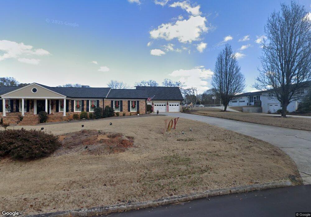 155 Victor Dr, Buford, GA 30518 - photo 1