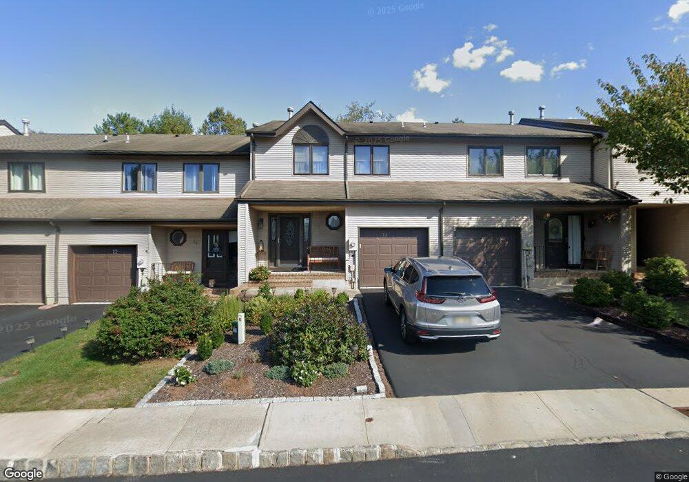 11 Maple Ct, Flemington, NJ 08822 - photo 1