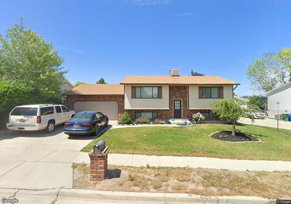 5260 W Banquet Ave, West Jordan, UT 84081 - photo 1