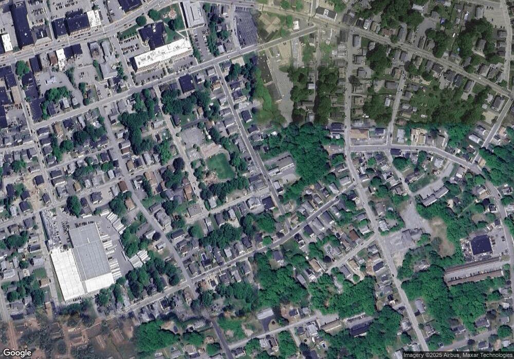 28 5th Ave unit 3, Webster, MA 01570 - photo 1