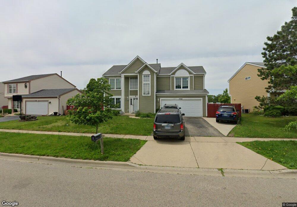 1900 Cambridge Dr unit 1, Carpentersville, IL 60110 - photo 1