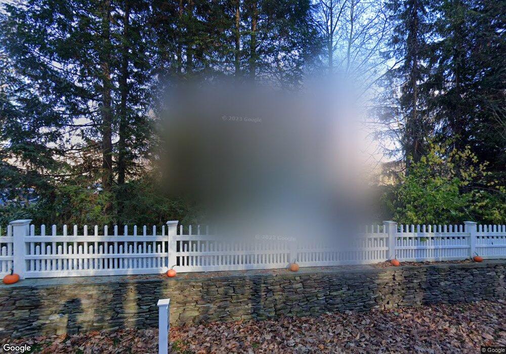 31-33 Misty Brook Ln, New Fairfield, CT 06812 - photo 1