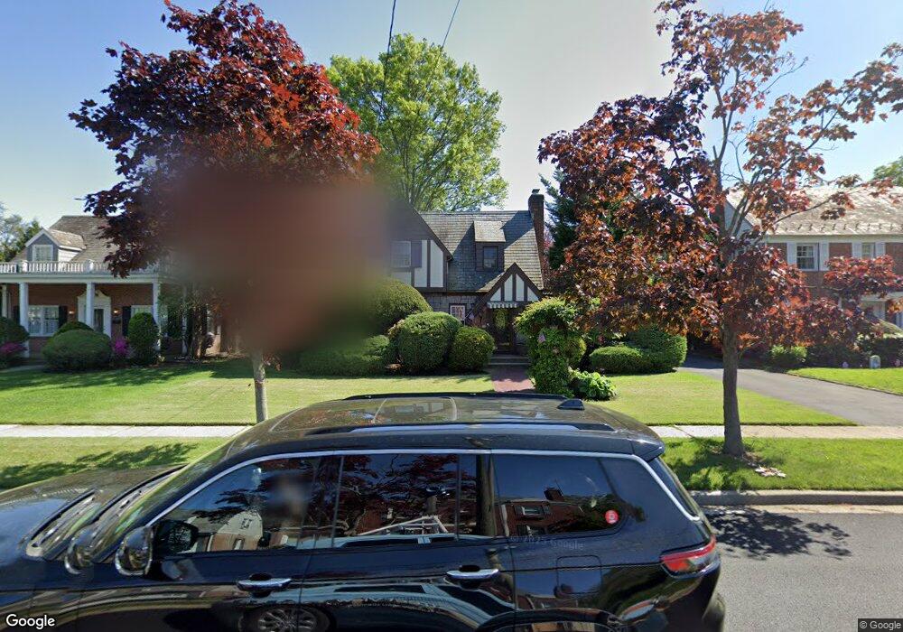 46 Atlas Ave, Malverne, NY 11565 - photo 1