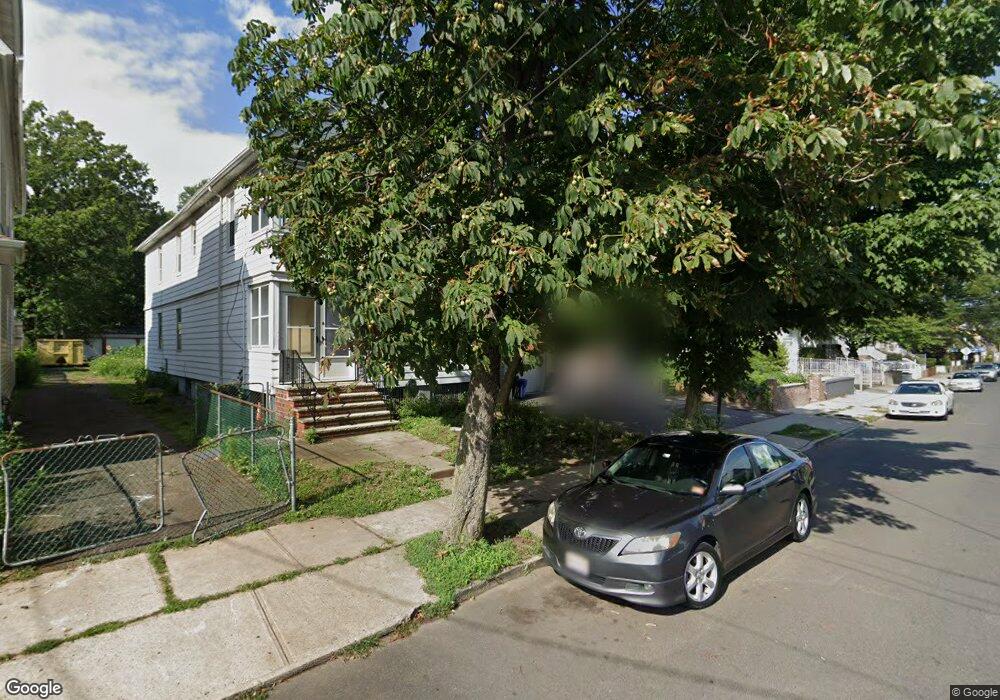 829 Garden St, Elizabeth, NJ 07202 - photo 1