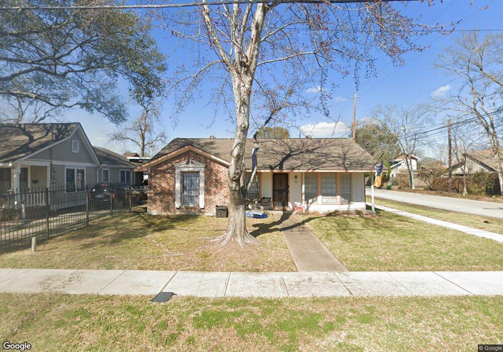 701 Redan St unit B, Houston, TX 77009 - photo 1