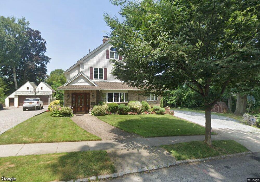 321 Arleigh Rd, Little Neck, NY 11363 - photo 1