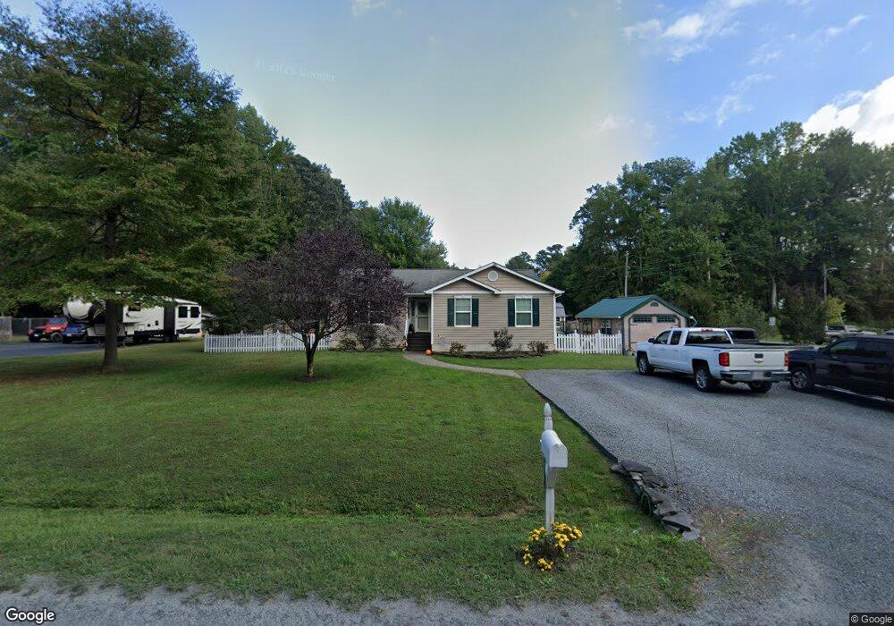 138 Wakefield Dr, Colonial Beach, VA 22443 - photo 1