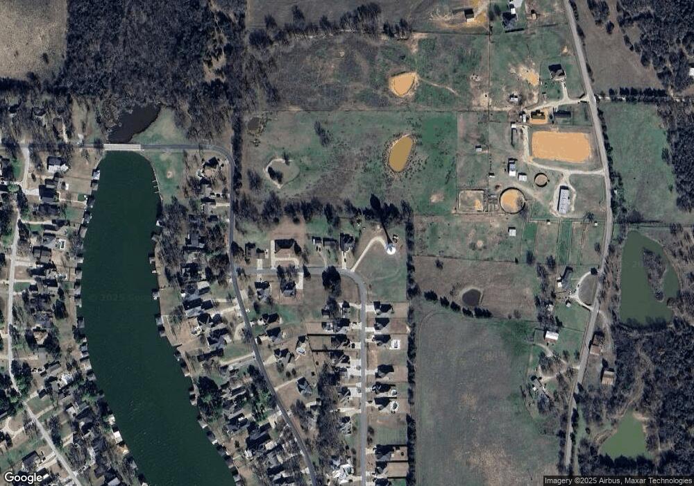 141 Mohave Dr E, Gainesville, TX 76240 - photo 1