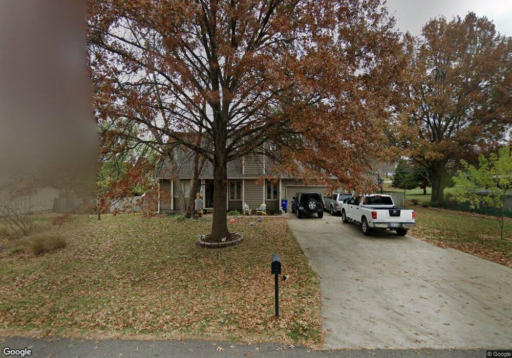 5655 Meadow Sweet Ln, Shawnee, KS 66226 - photo 1