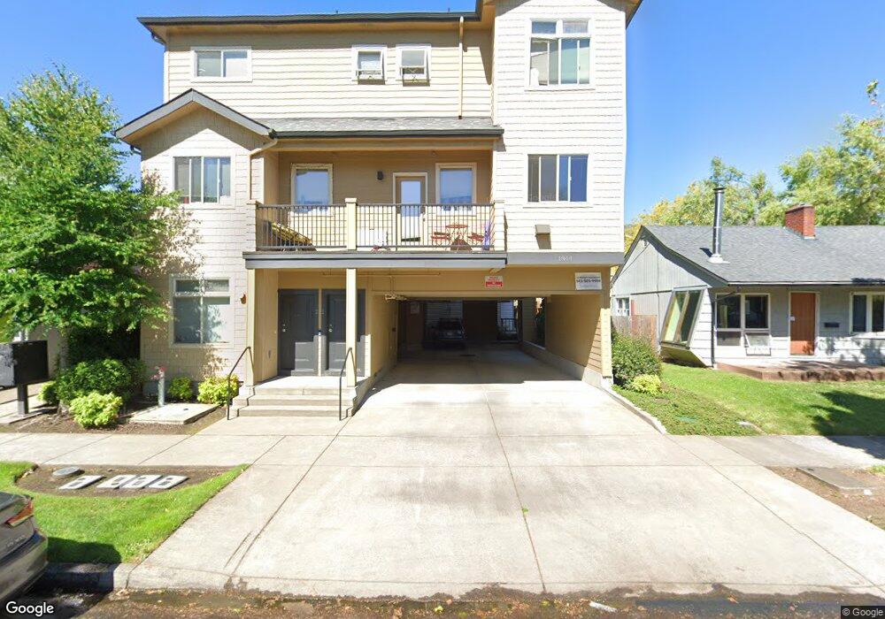 1844 Patterson St, Eugene, OR 97401 - photo 1