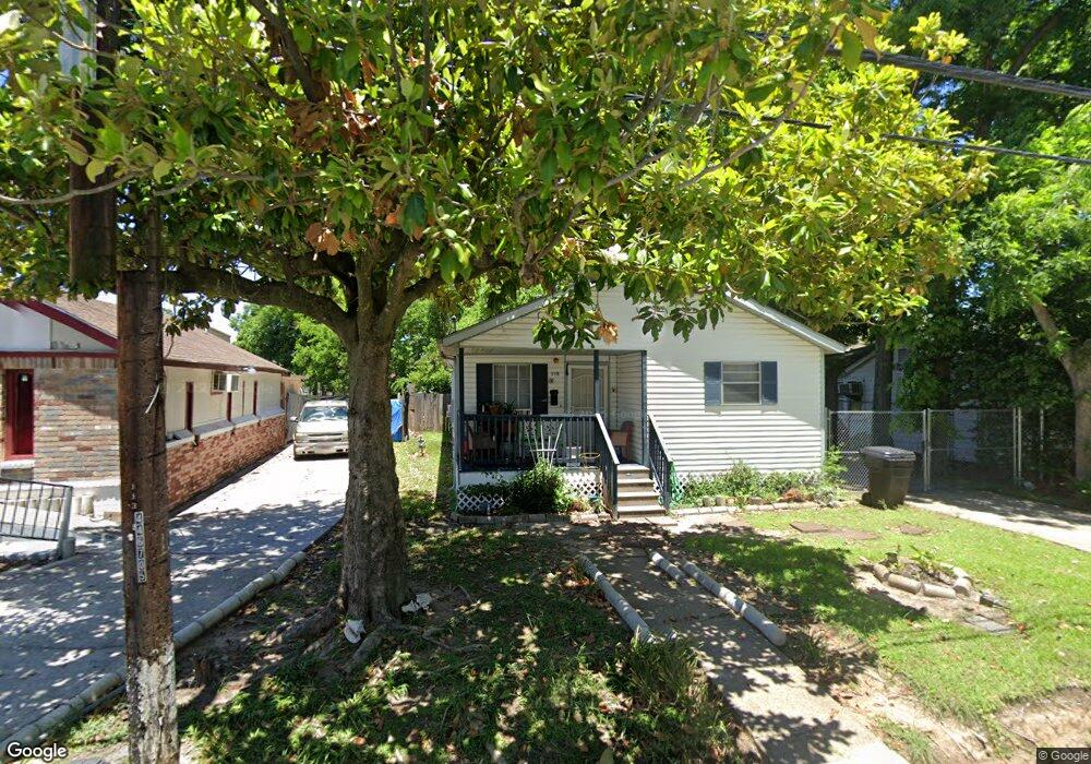 115 E 31st 1/2 St, Houston, TX 77018 - photo 1