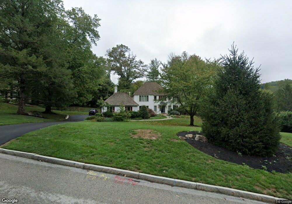 209 Ravenscliff Rd, Wayne, PA 19087 - photo 1