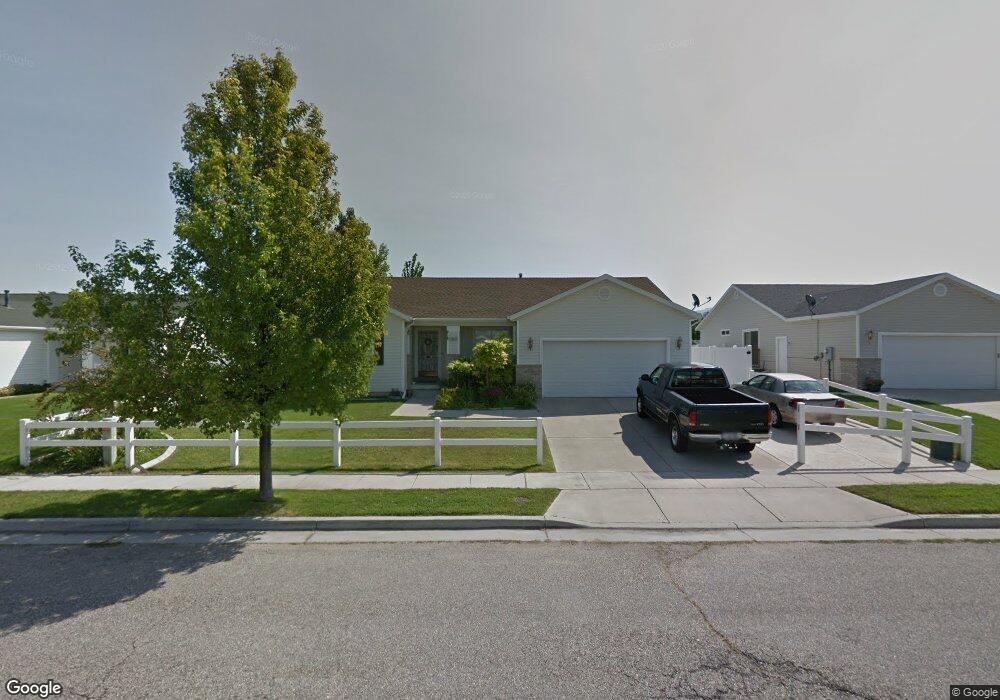 5086 S 3925 W, Roy, UT 84067 - photo 1