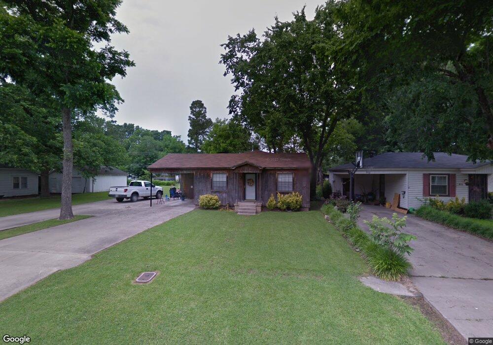 909 E 8th St, Stuttgart, AR 72160 - photo 1