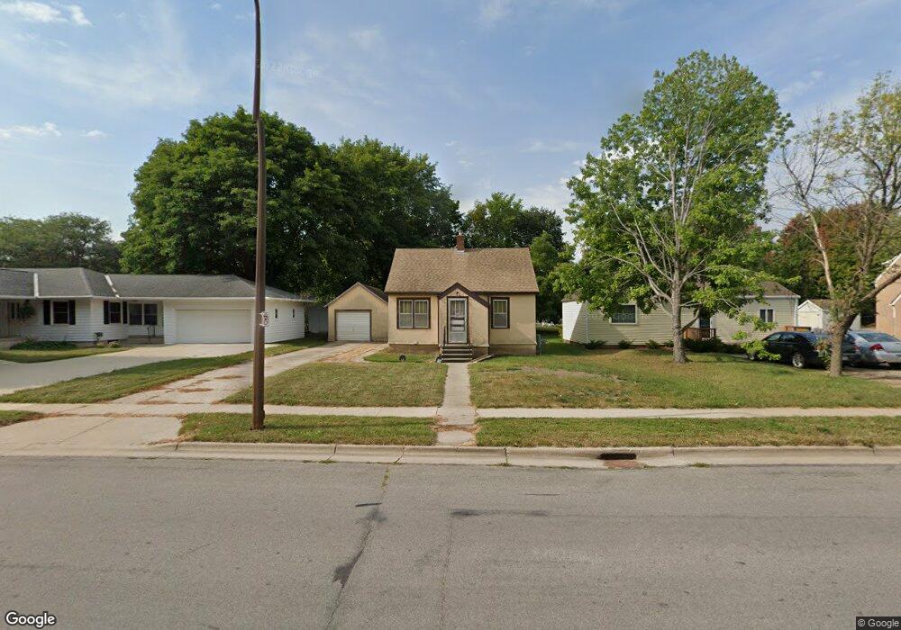 19 N Highland Ave, New Ulm, MN 56073 - photo 1