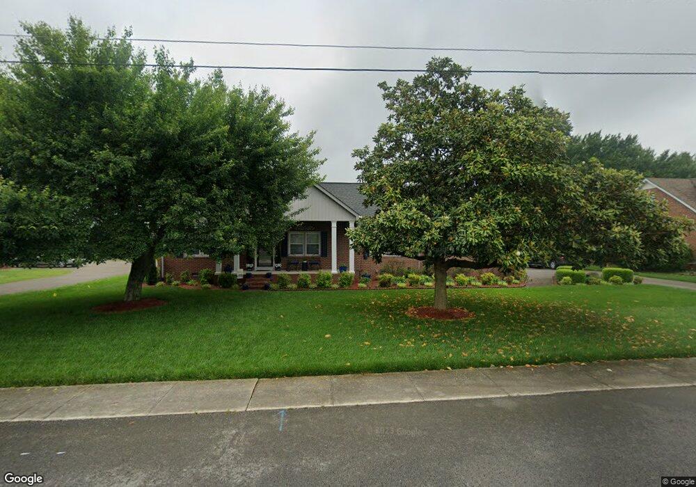 306 Green Hills Dr, Shelbyville, TN 37160 - photo 1