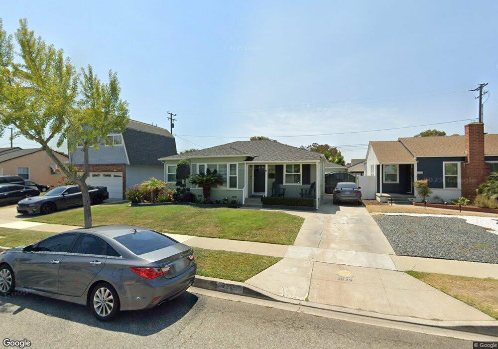 2712 Flangel St, Lakewood, CA 90712 - photo 1