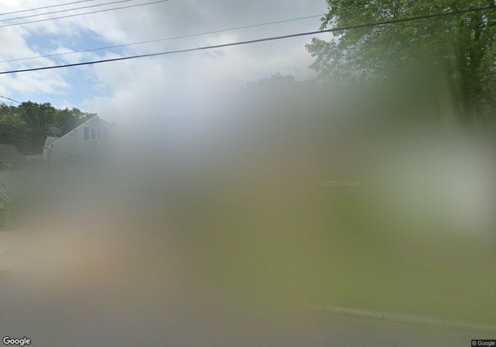 81 Longview Cir, Fords, NJ 08863 - photo 1