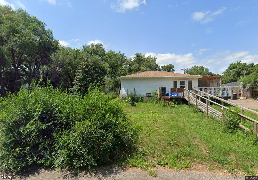 406 1/2 4th Ave SE, Mandan, ND 58554 - photo 1