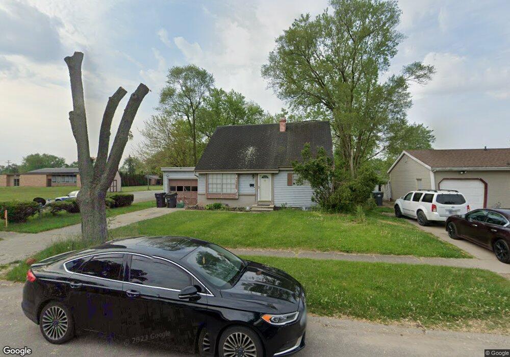 633 W Carlton Ave, Elkhart, IN 46517 - photo 1