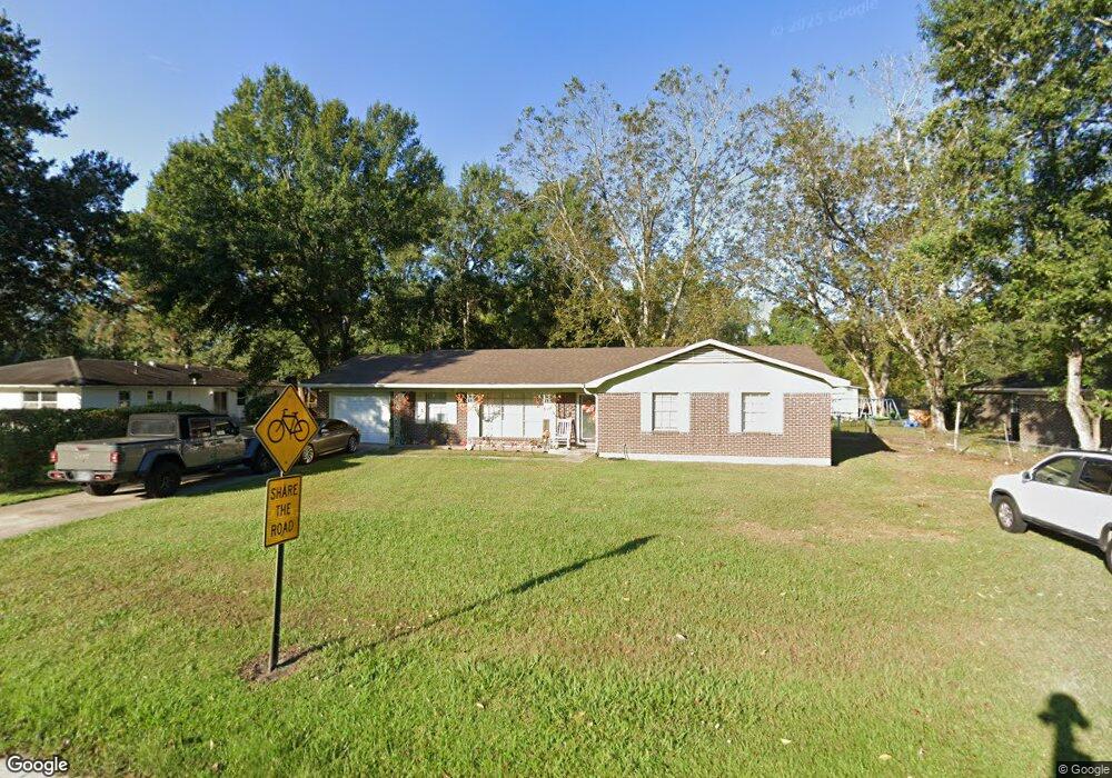 902 Martin Luther King Blvd, Picayune, MS 39466 - photo 1