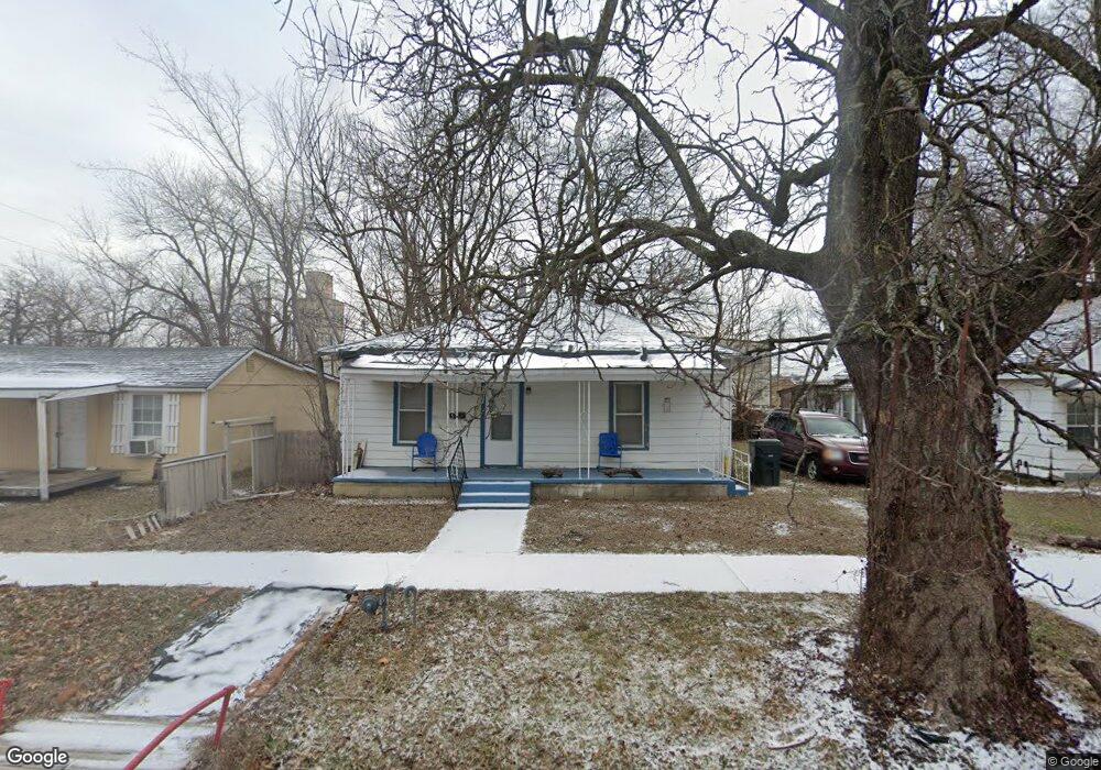 410 N Oseuma Ave, Claremore, OK 74017 - photo 1