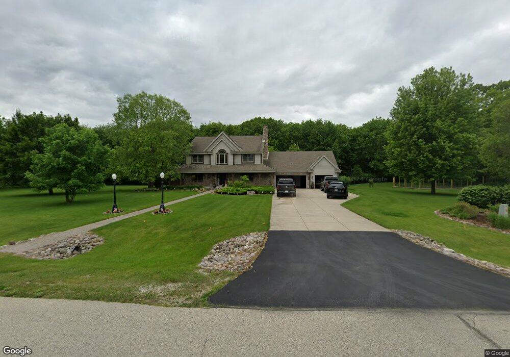 2285 Scenic Hill Trail, Richfield, WI 53076 - photo 1