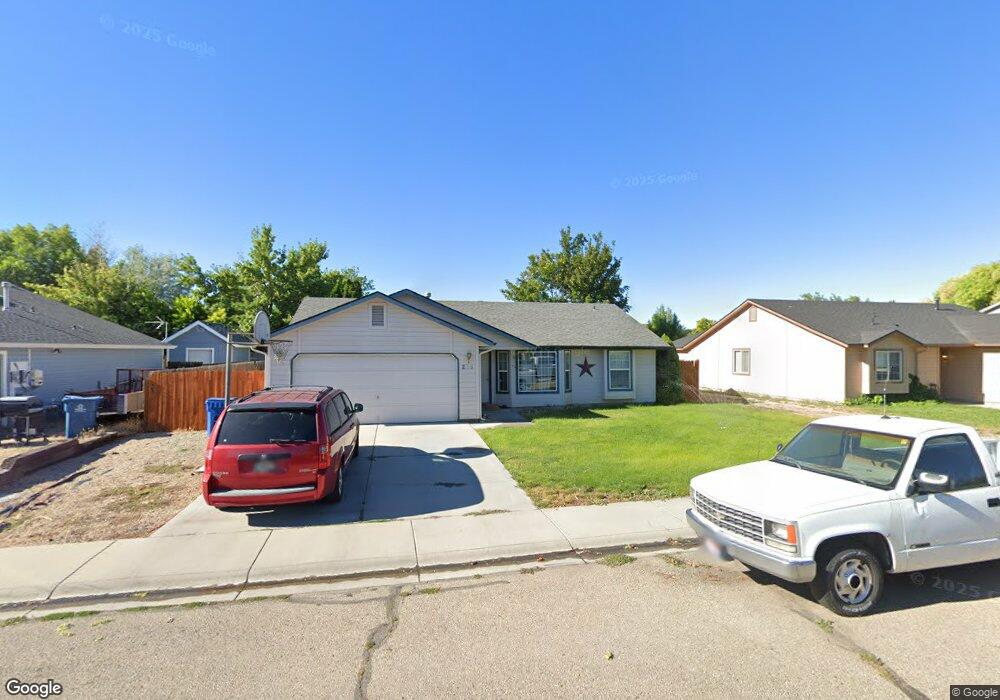 215 W Crestwood Dr, Nampa, ID 83686 - photo 1