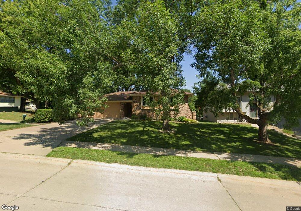 12748 Larimore Ave, Omaha, NE 68164 - photo 1