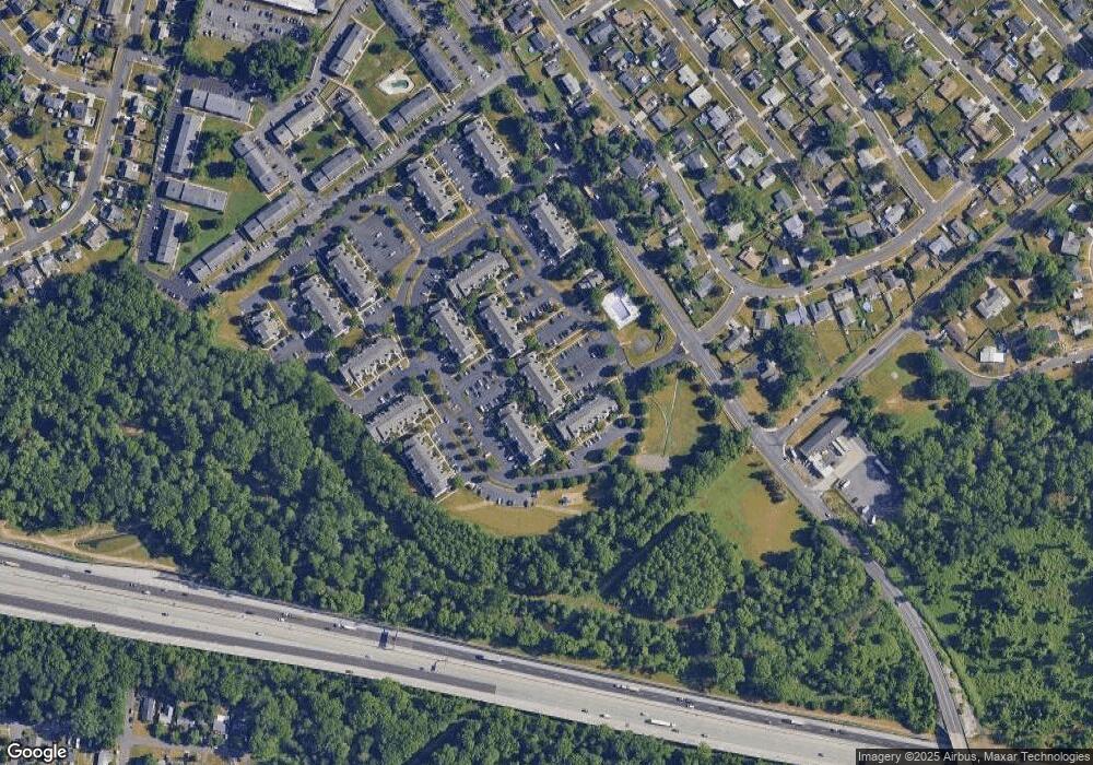 70 Catherine Ct unit 411, Levittown, PA 19057 - photo 1