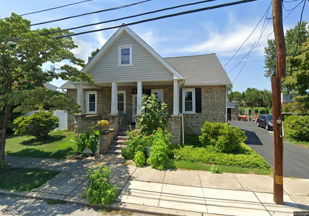 325 Gorsuch St, Folsom, PA 19033 - photo 1