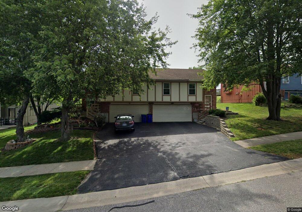 6667 Park St, Shawnee, KS 66216 - photo 1