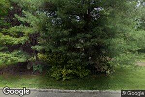 18 Grassfield Rd, Great Neck, NY 11024