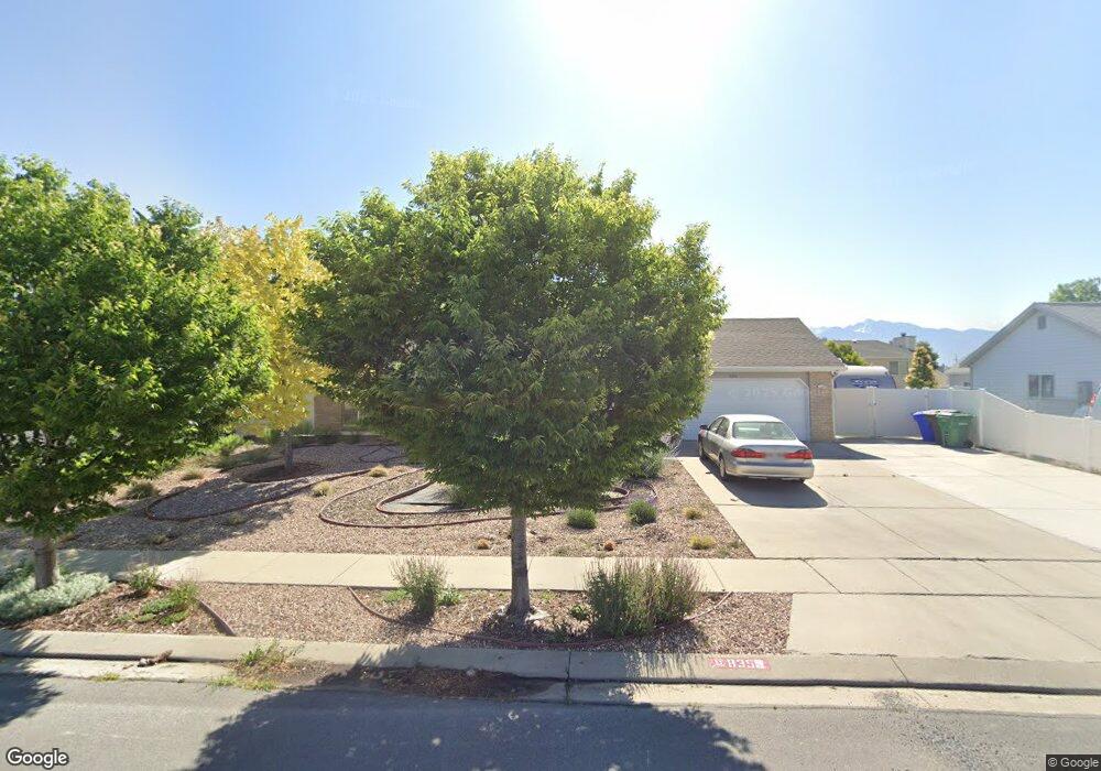 8353 Mcgregor Ln, West Jordan, UT 84088 - photo 1