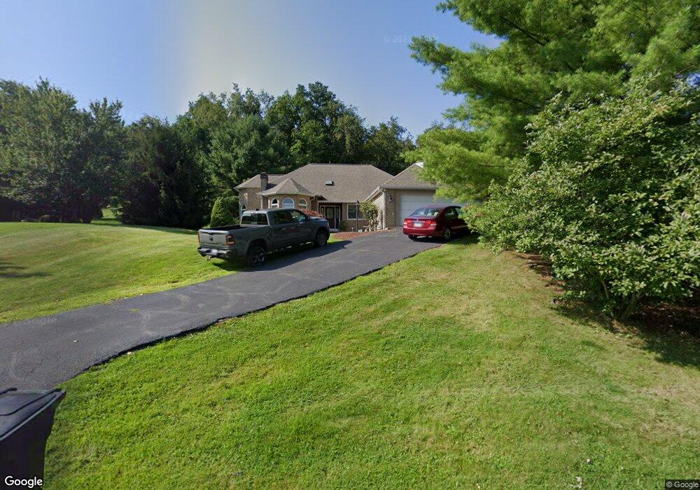 520 Lockesley Ct, Eighty Four, PA 15330 - photo 1