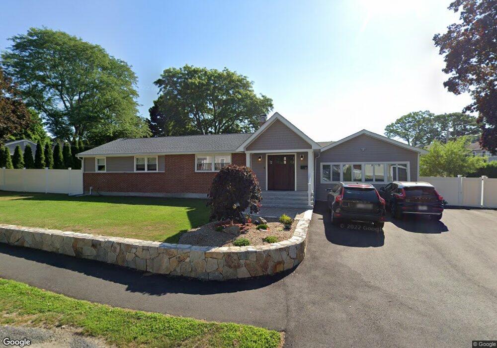 123 Jarvis Cir, Needham, MA 02492 - photo 1