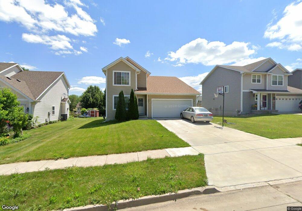 3211 SE 24th Ct, Des Moines, IA 50320 - photo 1