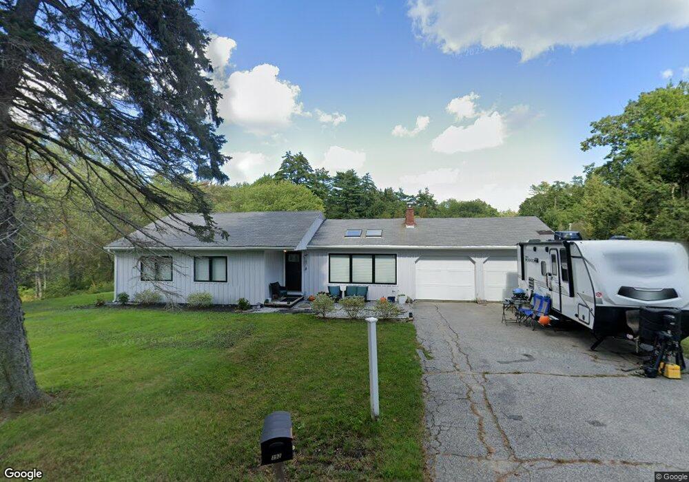 392 Bayview St, Yarmouth, ME 04096 - photo 1